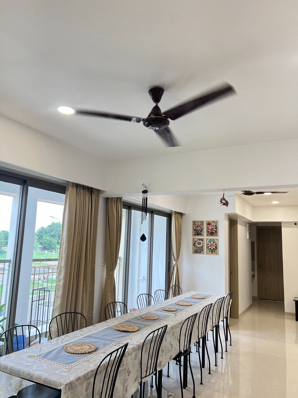 Dining and common area at SVP Corporates